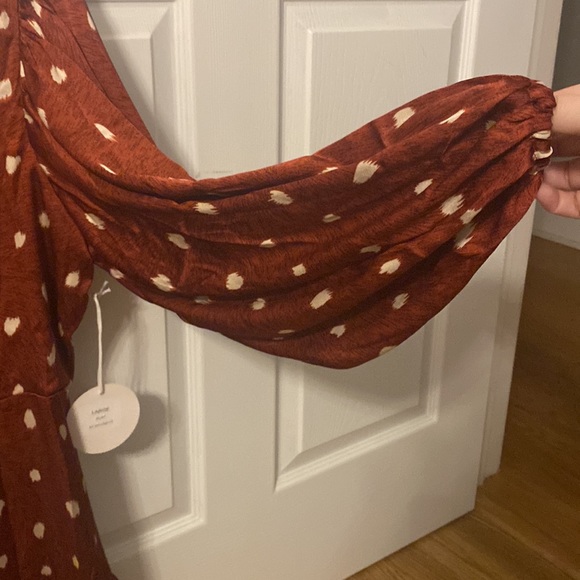 Mini Silk Ruffle dress - Picture 6 of 7